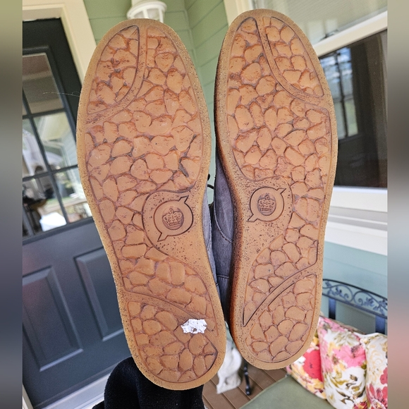 Like New Børn Men's 12M Grey Sampson Chukka Boot - Picture 7 of 15